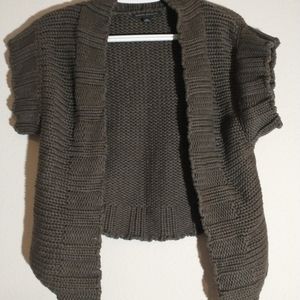 Gray sleeveless sweater cardigan